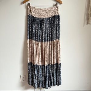 Natural Life Flowy Tiered Floral Maxi Skirt Size M